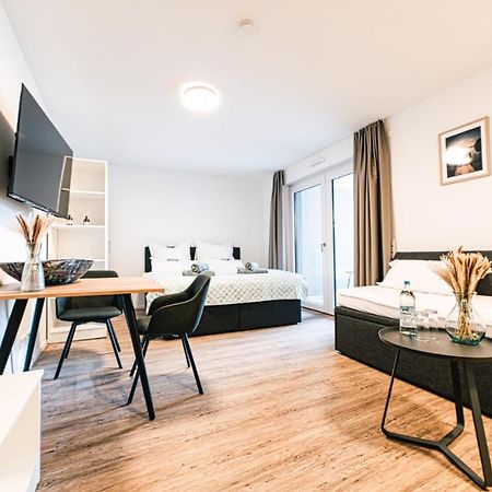 Zentrahome - Zentral Outlet Business Smarttv Balkon Metzingen  Exteriör bild